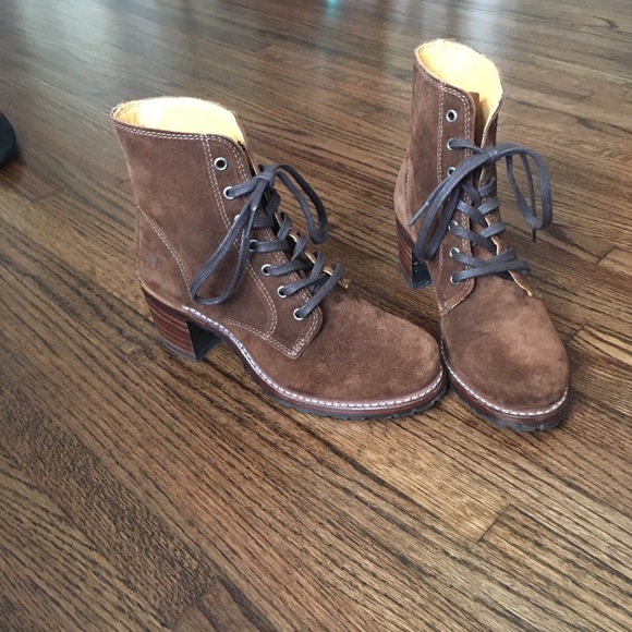 Frye Shoes - Frye Women’s Sabrina 6G suede boots Sz 6 GUC
